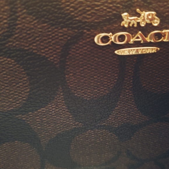 *SOLD*Coach signature Wristlet / Wallet - Picture 2 of 4